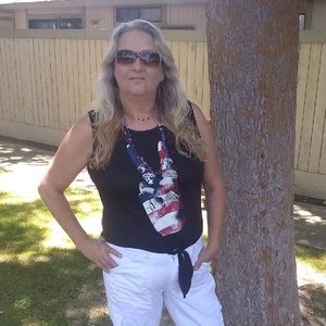 Meet your Posher, Donna